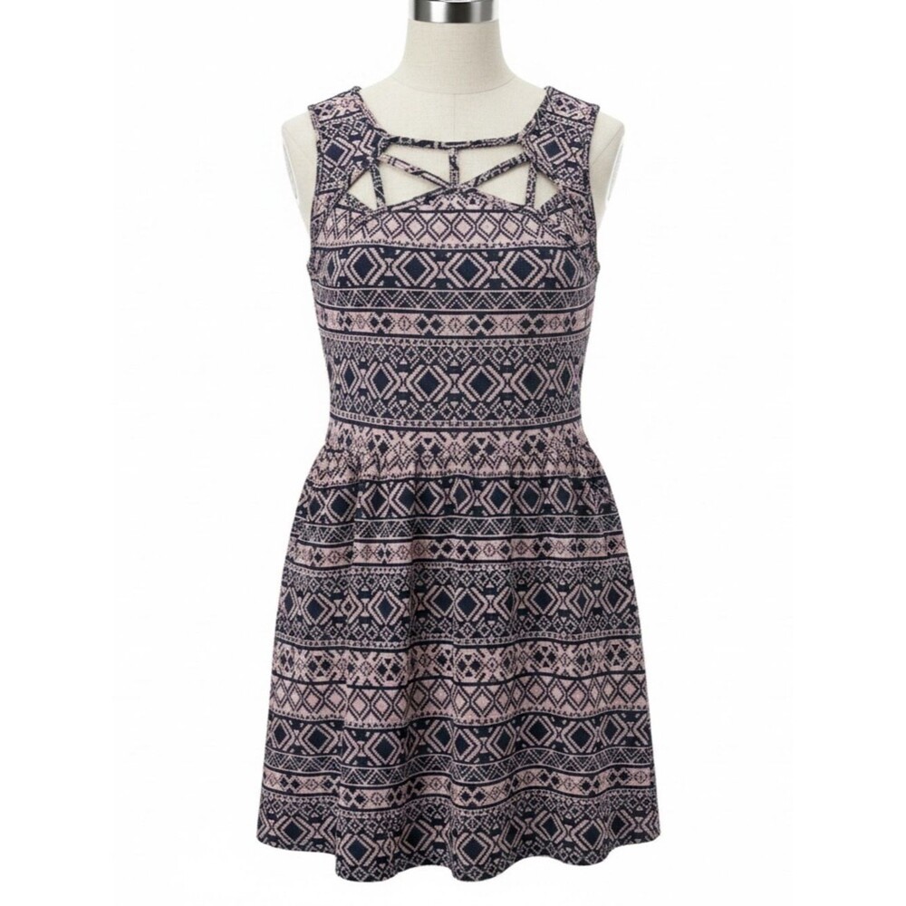 Mimi Chica Pink and Navy Geometric Cutout Skater Dress - Size M